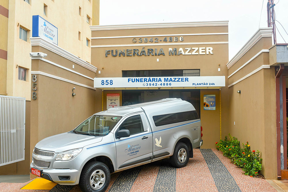 Carro Funerário Mazzer